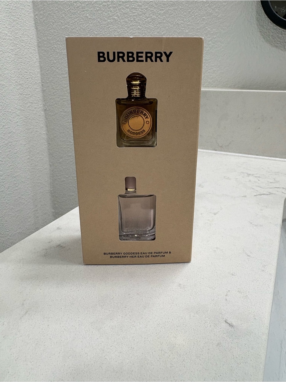 Macy's Burberry perfume set - beige, gold, clear